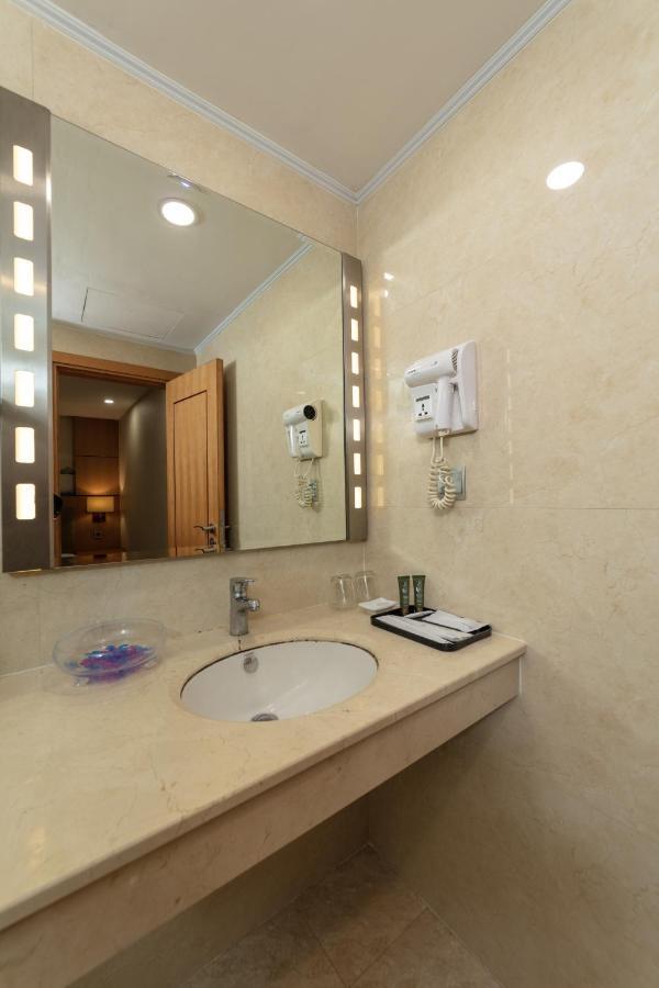 Halo Hanoi Hotel Zewnętrze zdjęcie